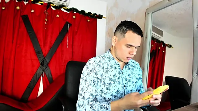 s latins boys online show from December 13, 6:31 am