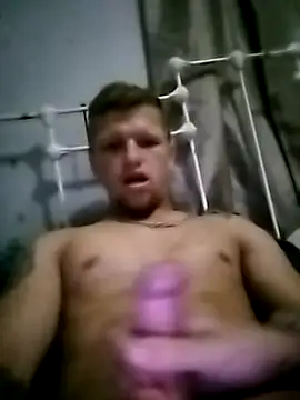 Bentley9825 online show from March 25, 7:31 pm