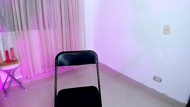 vale kross online show from February 5, 7:07 pm