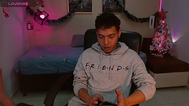 KokoAndRin online show from December 12, 6:21 pm