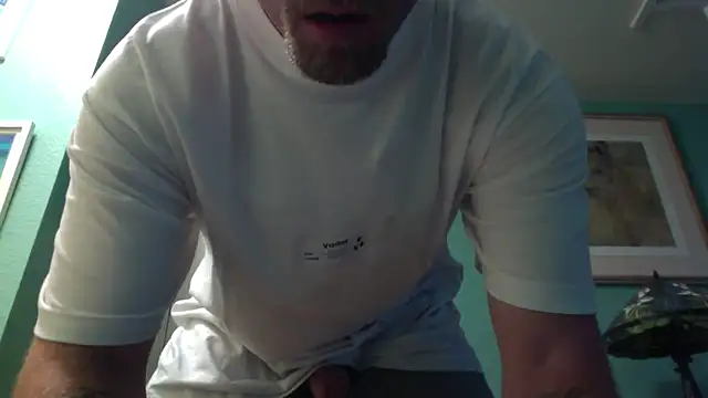 Snapshot of BIGWHITECOCKDOC36 chatting on October 1, 11:33 pm BIGWHITECOCKDOC36 online show from October 1, 11:33 pm