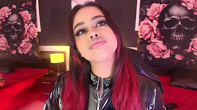 EvaaFoxxy1 online show from April 4, 12:13 pm