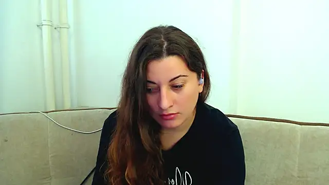 Helen Adams  online show from December 13, 10:08 am