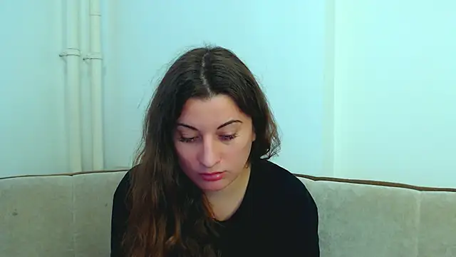 Helen Adams  online show from December 17, 10:44 am