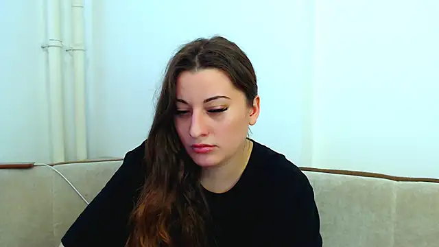 Helen Adams  online show from December 18, 11:34 am