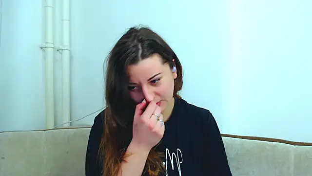 Helen Adams  online show from January 7, 5:01 am