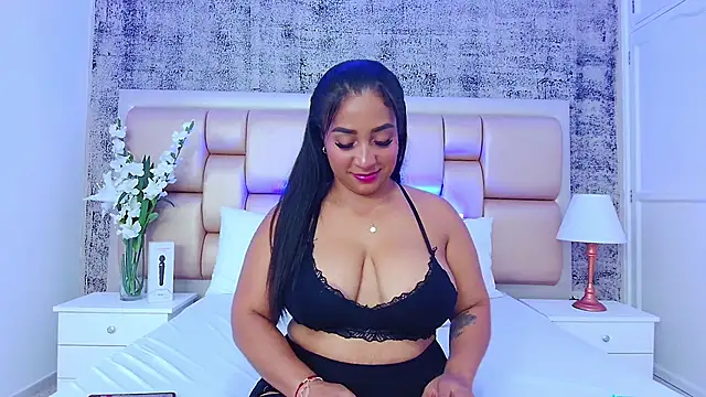 KateVenegas online show from January 24, 8:00 pm