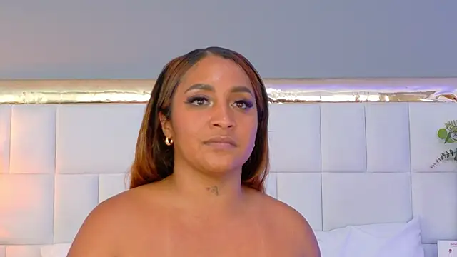 KateVenegas online show from March 8, 2:15 am