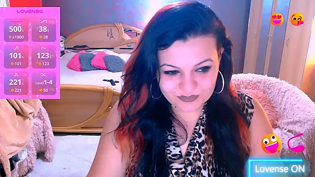 Ariellefoxy online show from February 9, 8:13 pm