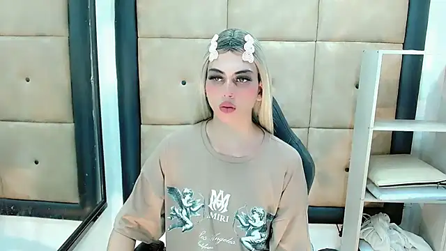 Snapshot of Daniela_Pink_ chatting on February 16, 11:59 pm Daniela Pink online show from February 16, 11:59 pm