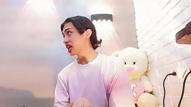 Snapshot of Daniela_Pink_ chatting on October 17, 8:00 pm Daniela Pink online show from October 17, 8:00 pm