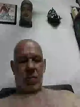 Snapshot of FabiQuilmes chatting on January 15, 2:06 am FabiQuilmes online show from January 15, 2:06 am