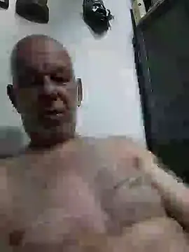 Snapshot of FabiQuilmes chatting on January 30, 11:11 am FabiQuilmes online show from January 30, 11:11 am