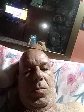 Snapshot of FabiQuilmes chatting on March 4, 11:22 pm FabiQuilmes online show from March 4, 11:22 pm