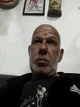 Snapshot of FabiQuilmes chatting on September 13, 11:37 pm FabiQuilmes online show from September 13, 11:37 pm