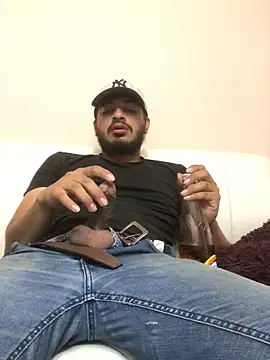 StripArt  online show from November 7, 3:50 am