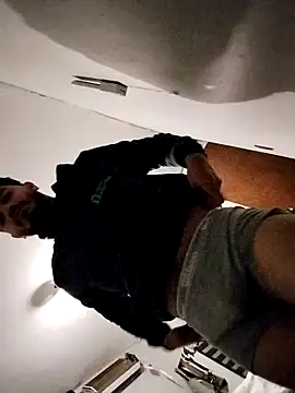 StripArt  online show from December 2, 2:17 am