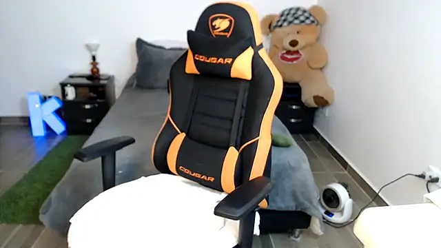 Snapshot of KRISTAL__JACKSON chatting on October 25, 11:40 am KRISTAL JACKSON online show from October 25, 11:40 am