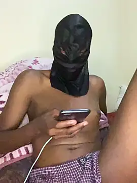 Snapshot of Gifttheskimaskboy chatting on May 3, 5:41 pm Gifttheskimaskboy online show from May 3, 5:41 pm