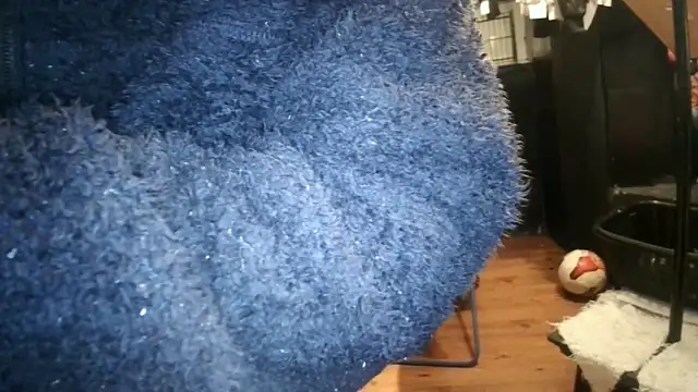 lukasdie online show from April 10, 1:00 am