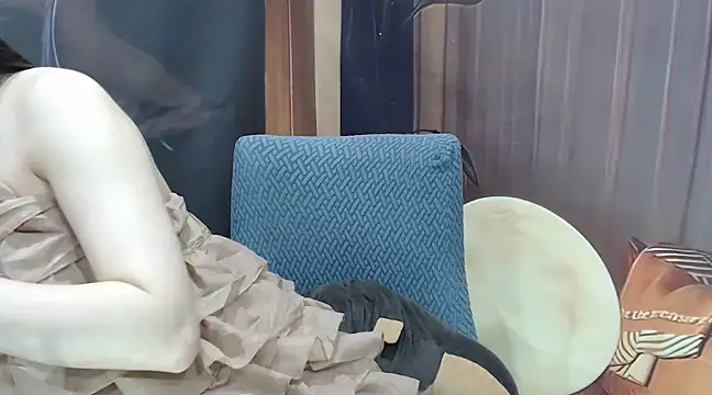 KaleAnisa online show from March 5, 1:21 am