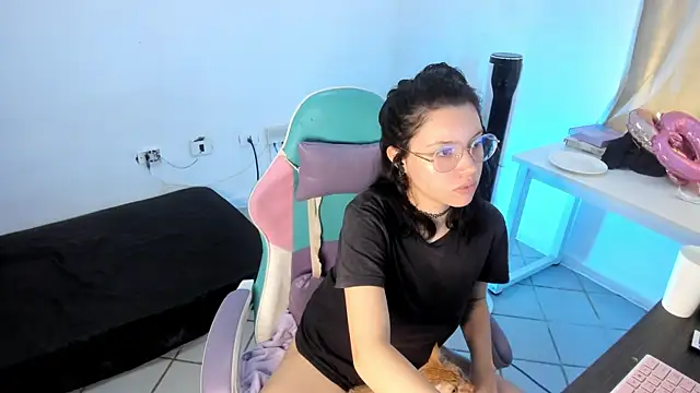 WandaDoll online show from February 20, 2:57 pm