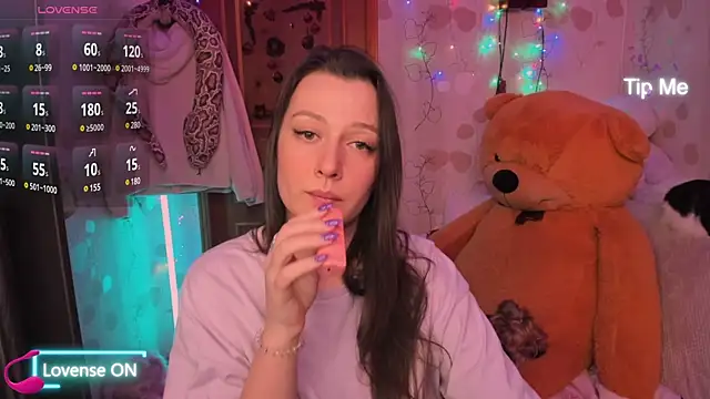 Lilly Black88888 online show from February 8, 6:33 pm