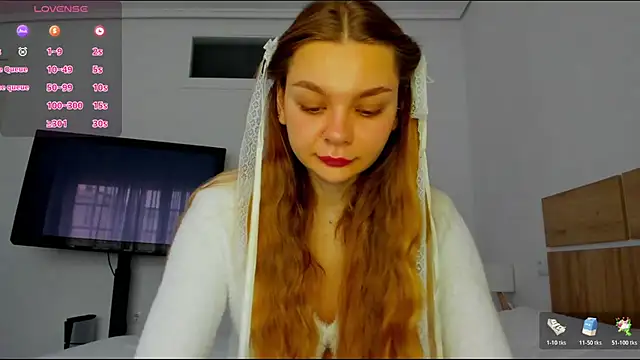 Molly sweetie online show from March 5, 7:15 am