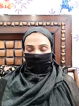 Yours-Bebo online show from January 11, 12:40 pm