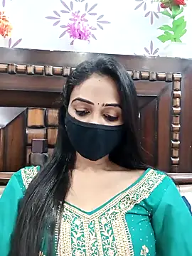 Snapshot of Yours-Bebo chatting on November 6, 8:26 am Yours-Bebo online show from November 6, 8:26 am