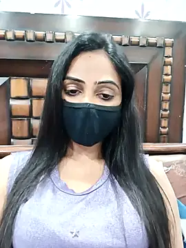 Snapshot of Yours-Bebo chatting on November 18, 7:07 pm Yours-Bebo online show from November 18, 7:07 pm