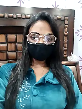 Snapshot of Yours-Bebo chatting on November 30, 11:25 am Yours-Bebo online show from November 30, 11:25 am