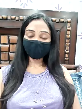 Snapshot of Yours-Bebo chatting on December 5, 11:41 am Yours-Bebo online show from December 5, 11:41 am