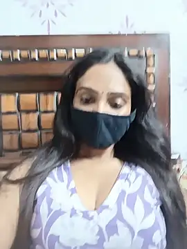 Snapshot of Yours-Bebo chatting on July 20, 7:22 am Yours-Bebo online show from July 20, 7:22 am