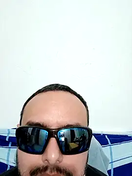 ElSunEagle online show from March 30, 1:28 am