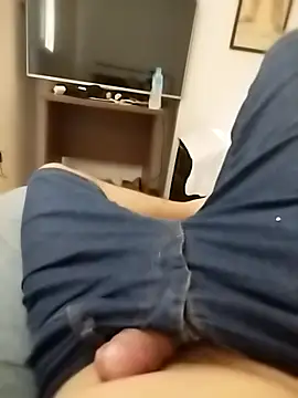 Snapshot of flavio81augusto chatting on January 1, 12:44 pm flavio81augusto online show from January 1, 12:44 pm