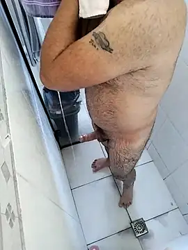 Snapshot of flavio81augusto chatting on February 12, 10:24 am flavio81augusto online show from February 12, 10:24 am