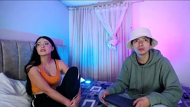 Pinkandyellowpokemon online show from March 25, 12:27 am