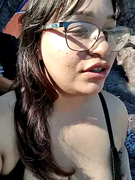 Snapshot of MX-SEX-FUN chatting on February 4, 9:52 pm MX-SEX-FUN online show from February 4, 9:52 pm