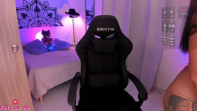 LouaneBourVip online show from March 30, 12:11 am