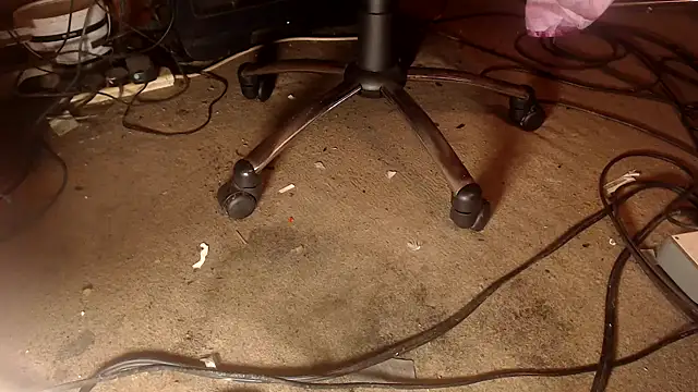 amandabarefoot online show from March 6, 5:37 am