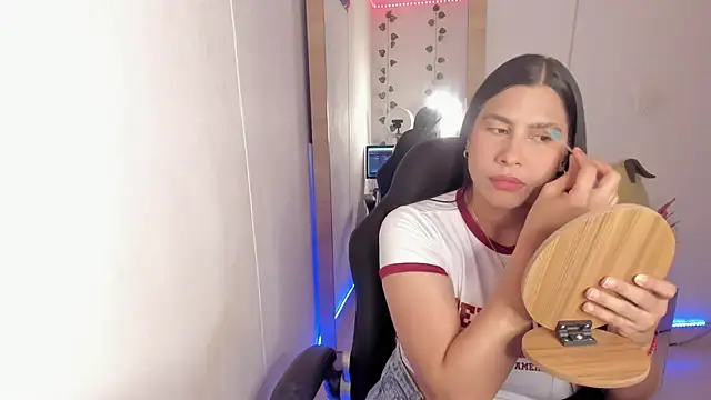 hellensexy online show from December 17, 9:16 pm