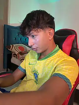 Leonarrrd 01 online show from April 29, 12:27 am