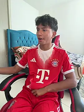 Leonarrrd 01 online show from April 30, 5:08 pm