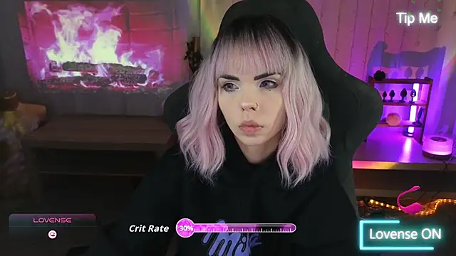 Kerry Kirk online show from March 28, 10:42 pm