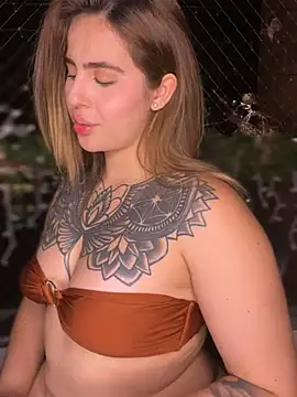 ValerieHilton online show from January 15, 12:51 am