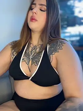 ValerieHilton online show from October 25, 9:42 pm