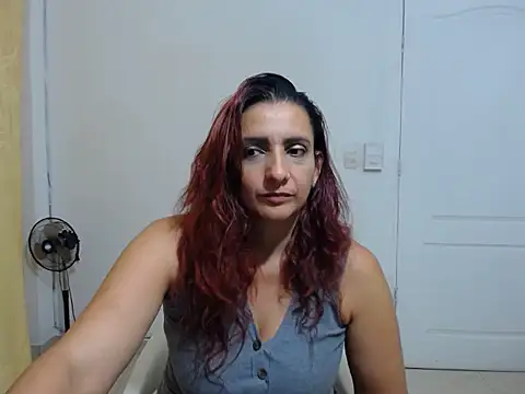 xulay11 online show from December 29, 6:14 am