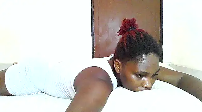 Snapshot of SexyKimberly23 chatting on February 19, 5:16 am SexyKimberly23 online show from February 19, 5:16 am