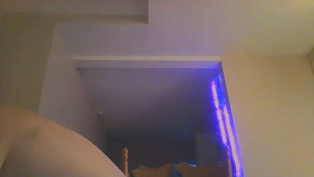 Buddy Cuck online show from December 2, 1:28 pm